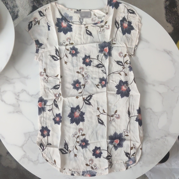 Floral Print Women Top - Picture 1 of 4